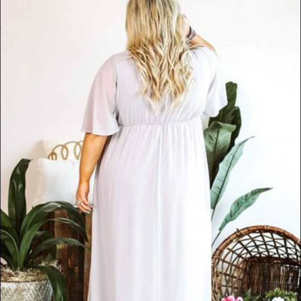 COPY - Timeless Beauty Maxi Dress in off-white.